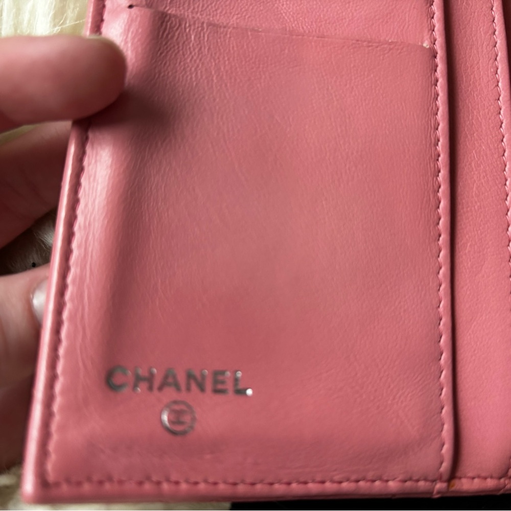 Authentic Chanel Medium Leather Quilted Pink Wallet With Dust Bag - Picture 5 of 7